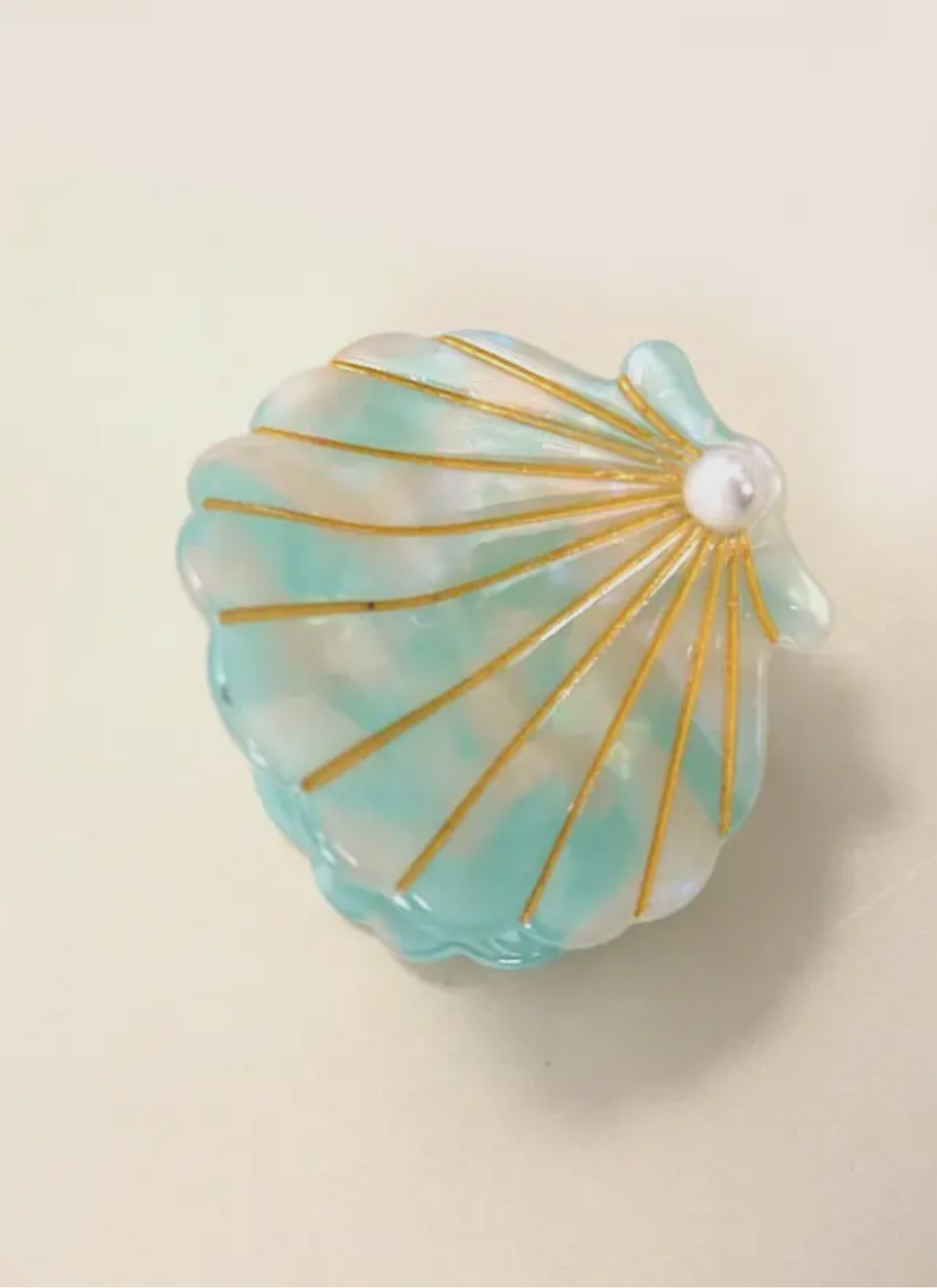 Shell Hair Clip