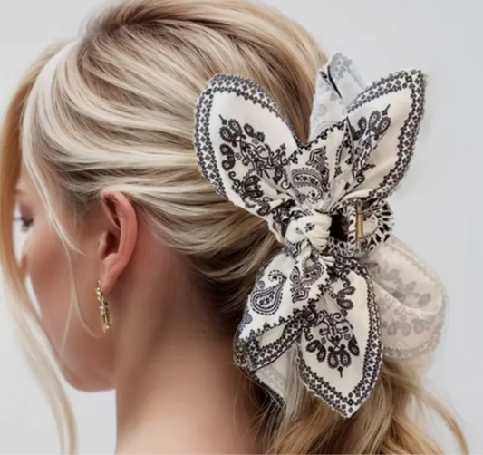 Scarf Claw Clip